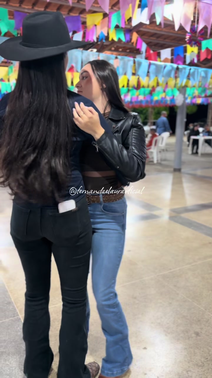 @Laura Machado Oficial