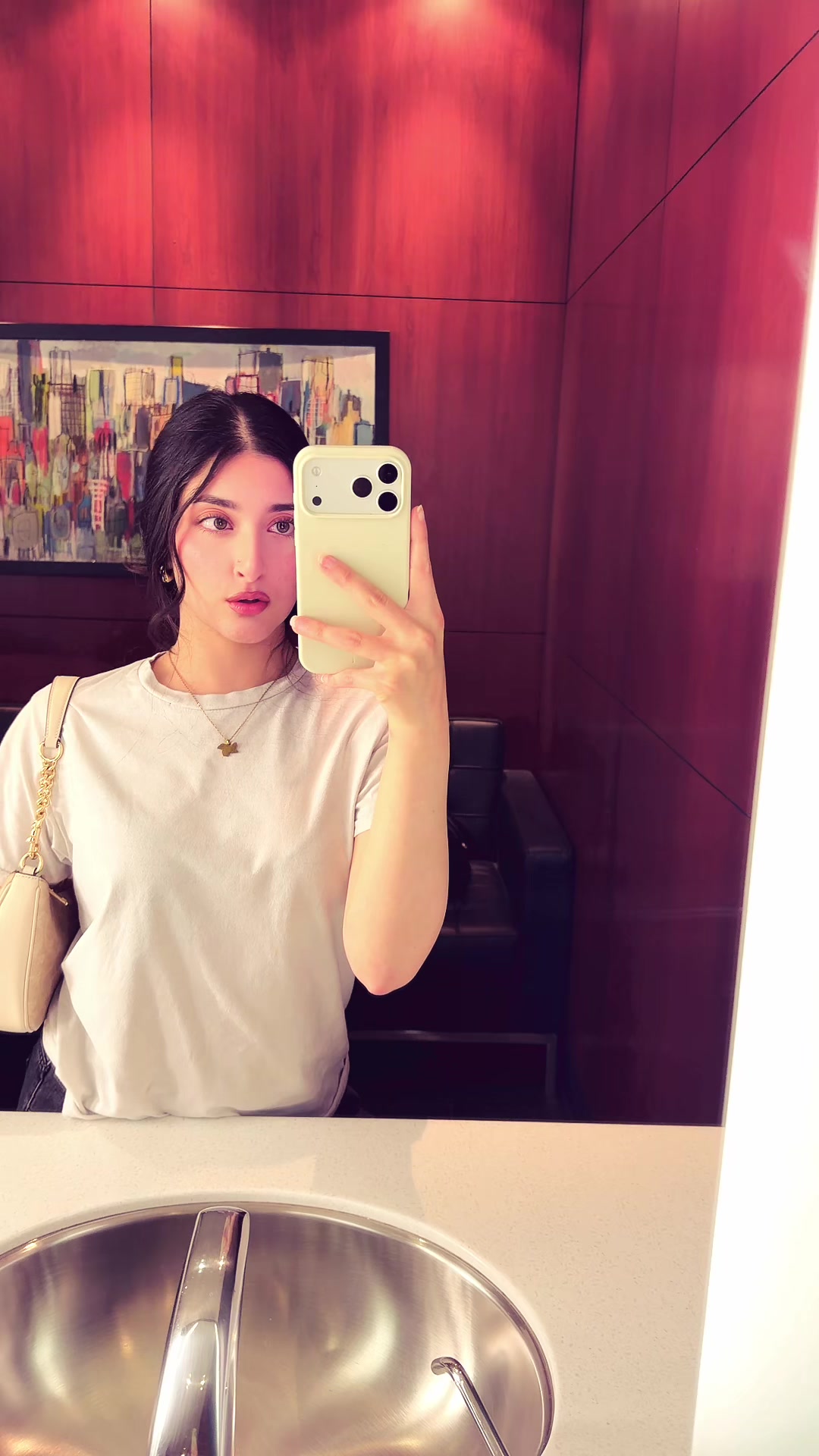 @𝐴𝑙𝑖𝑠ℎ𝑏𝑎 𝑇𝑎𝑟𝑖𝑞💜