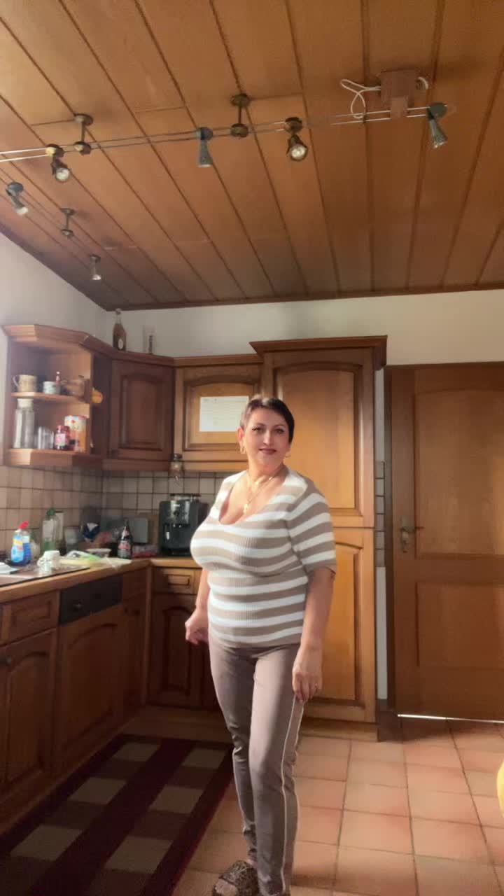 @Laraaa