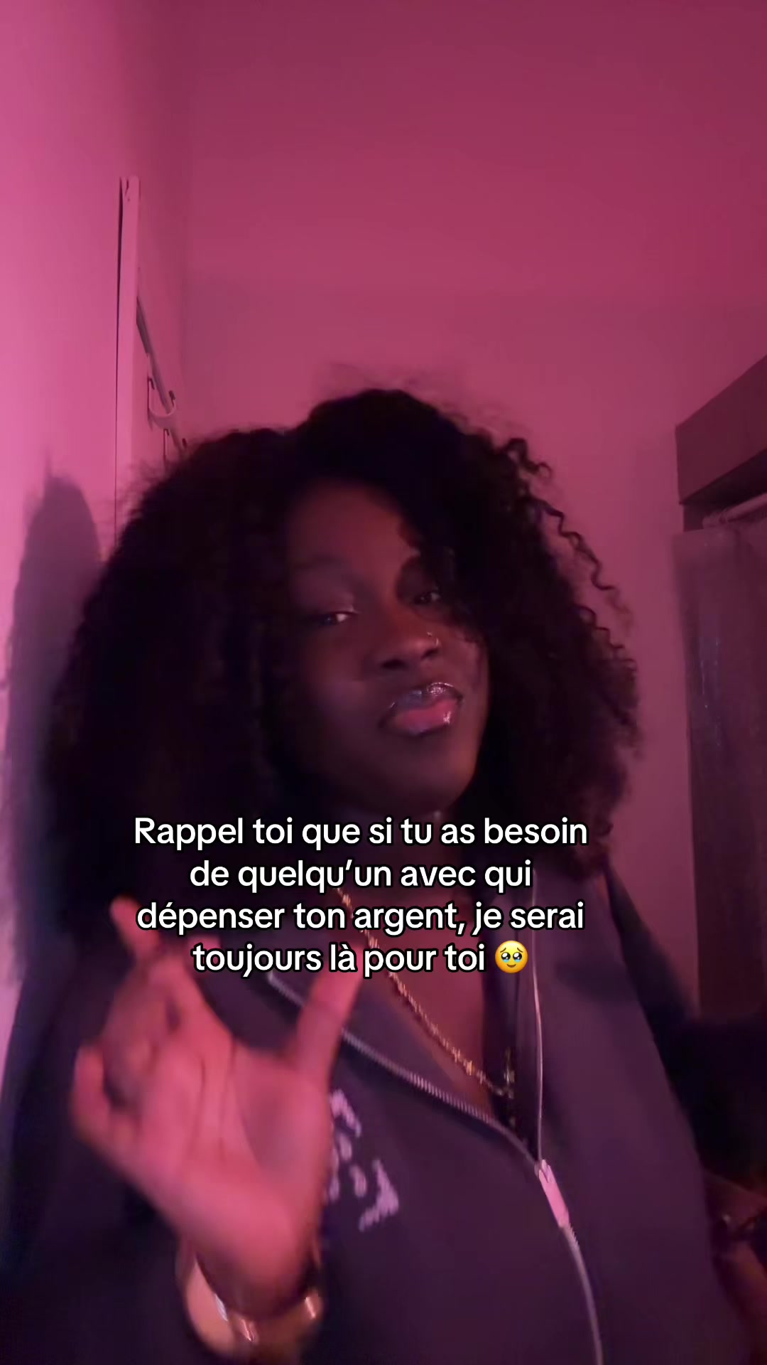 @CHLO&Eacute;EE 💕🇨🇲