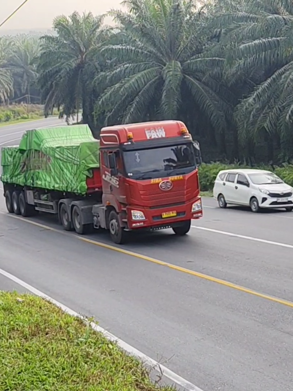 @Bukit Kodok Truck Video