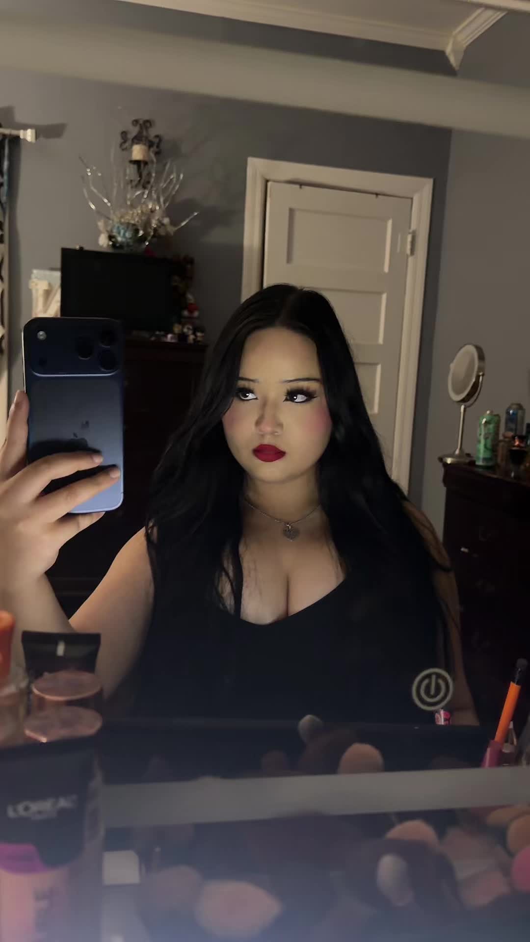 @Nicole G