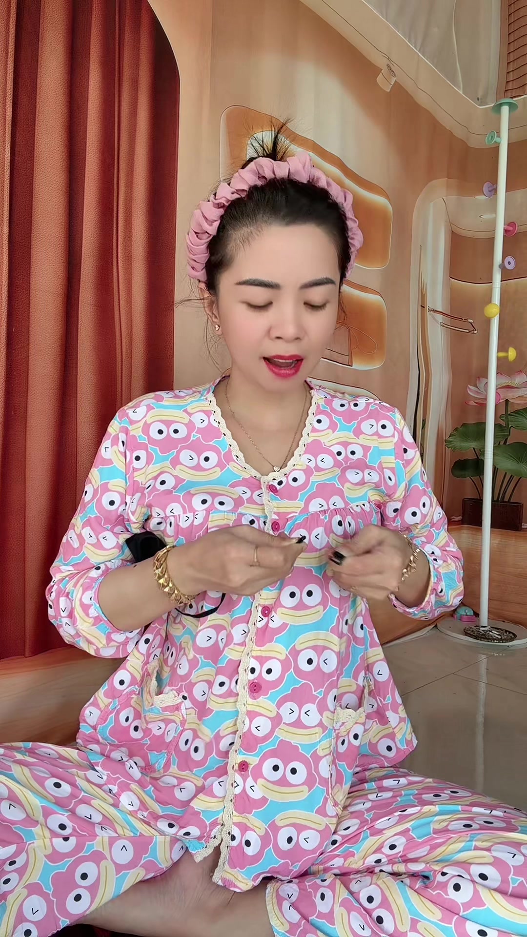 @Em Cẩm N&egrave;