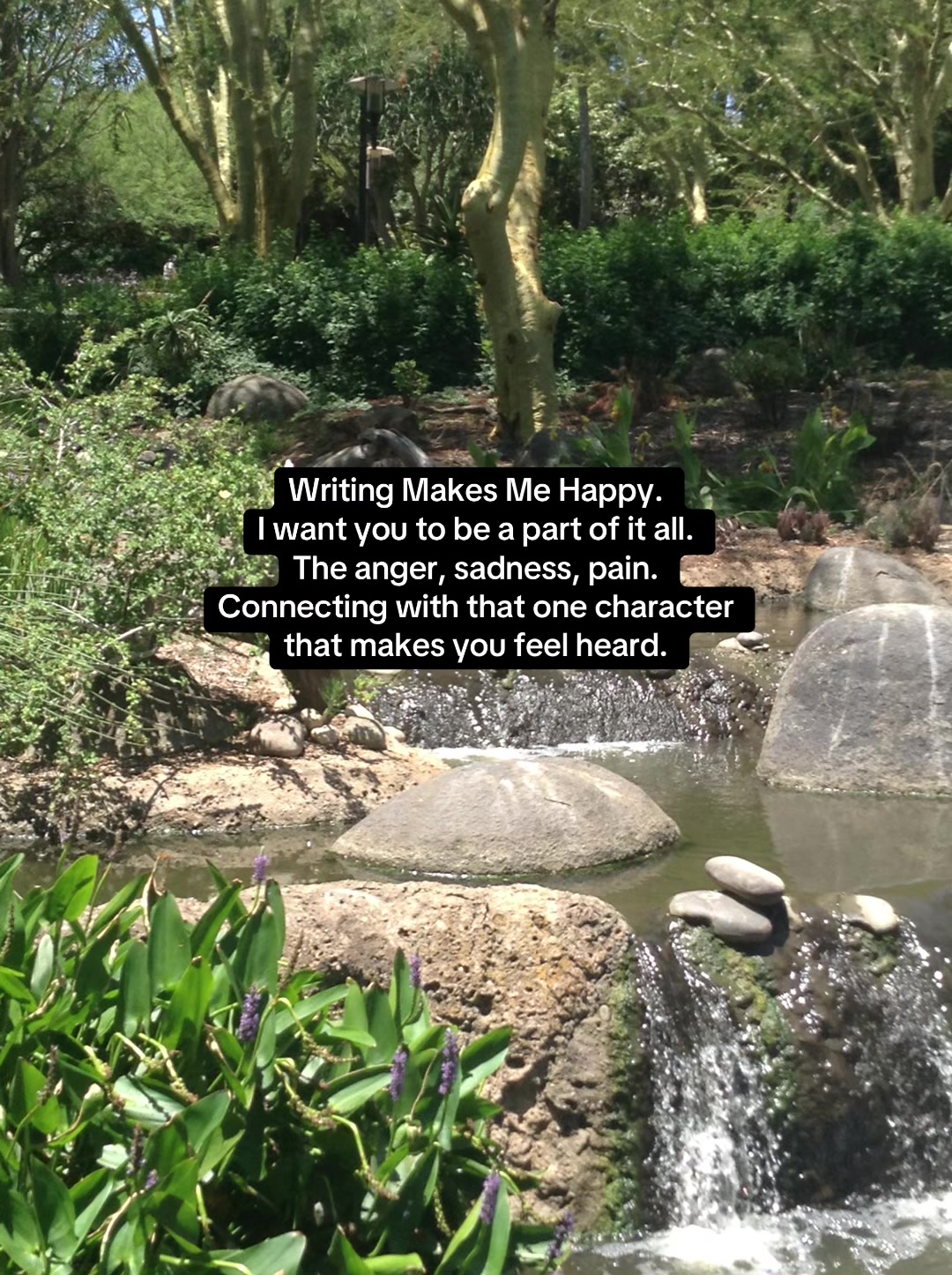 @MarlenYvette l Author