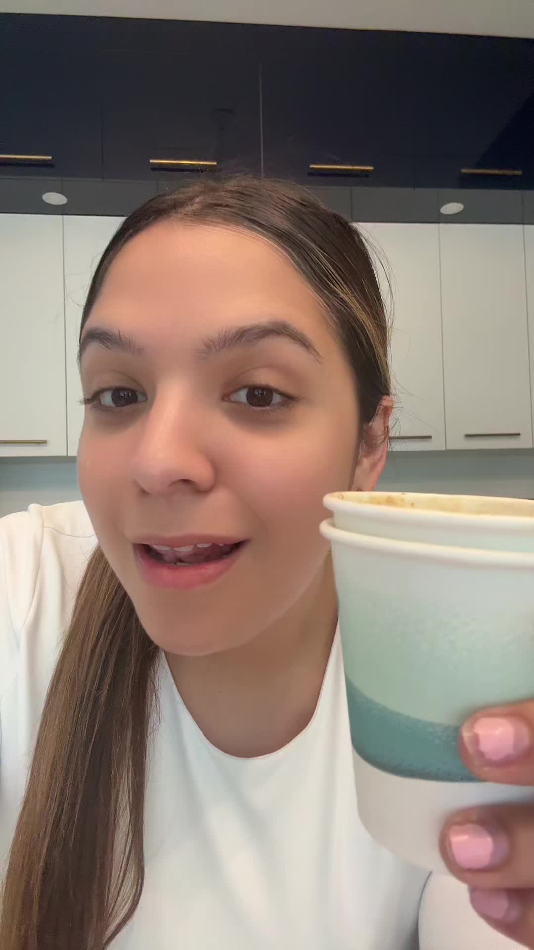 @lishacris