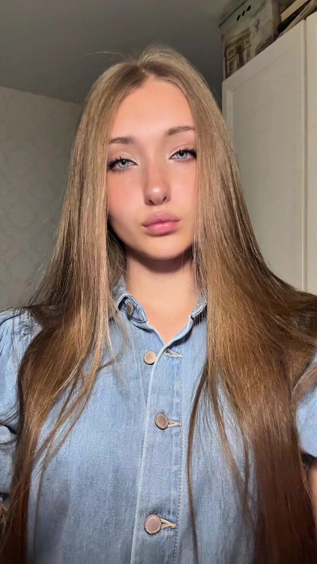 @𝒟𝑎𝑆ℎ𝑖𝑙