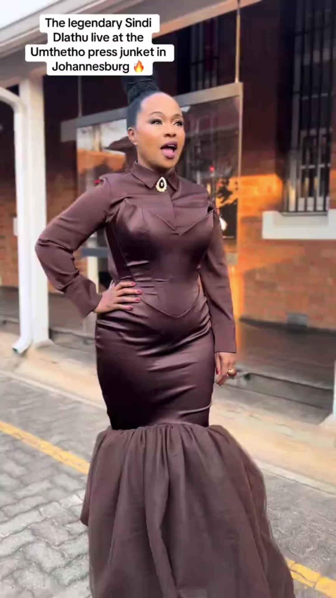 @Sindiswa_Dlathu