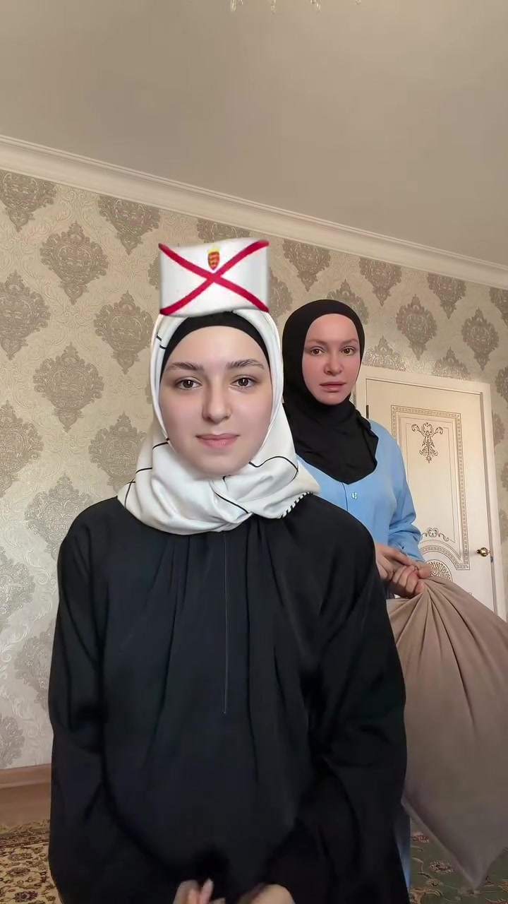 @Аиша Ханум