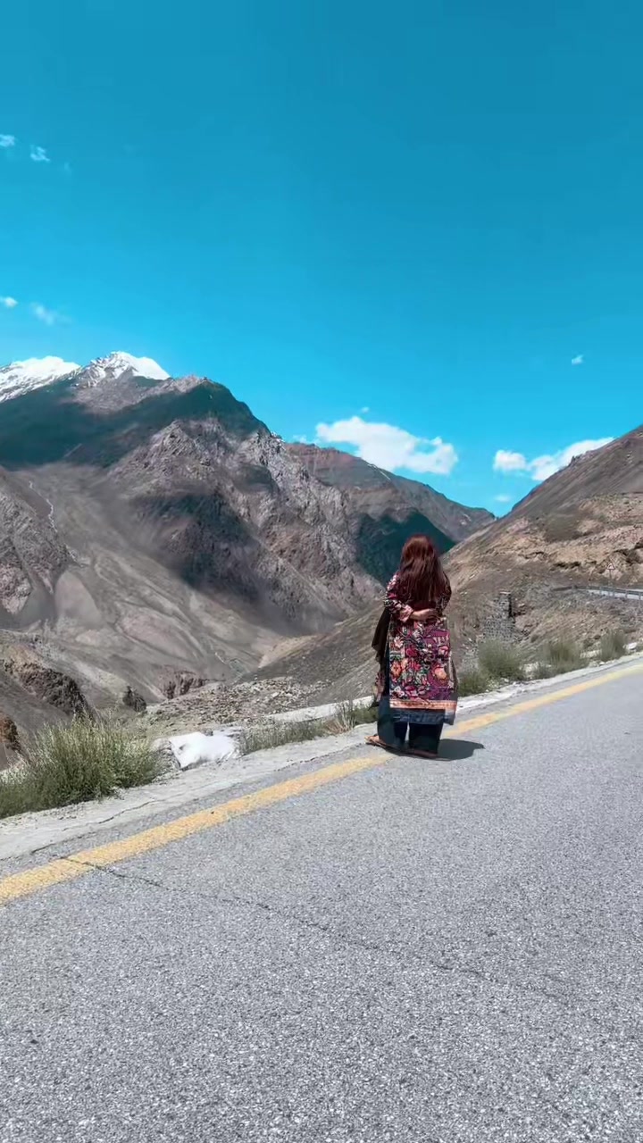 @Laibaqureshi🌸