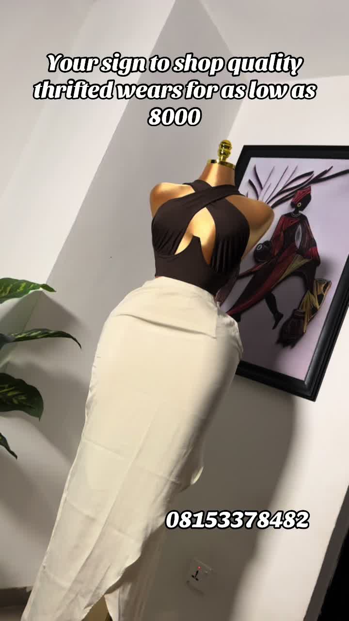 @Chrystal_thriftwears