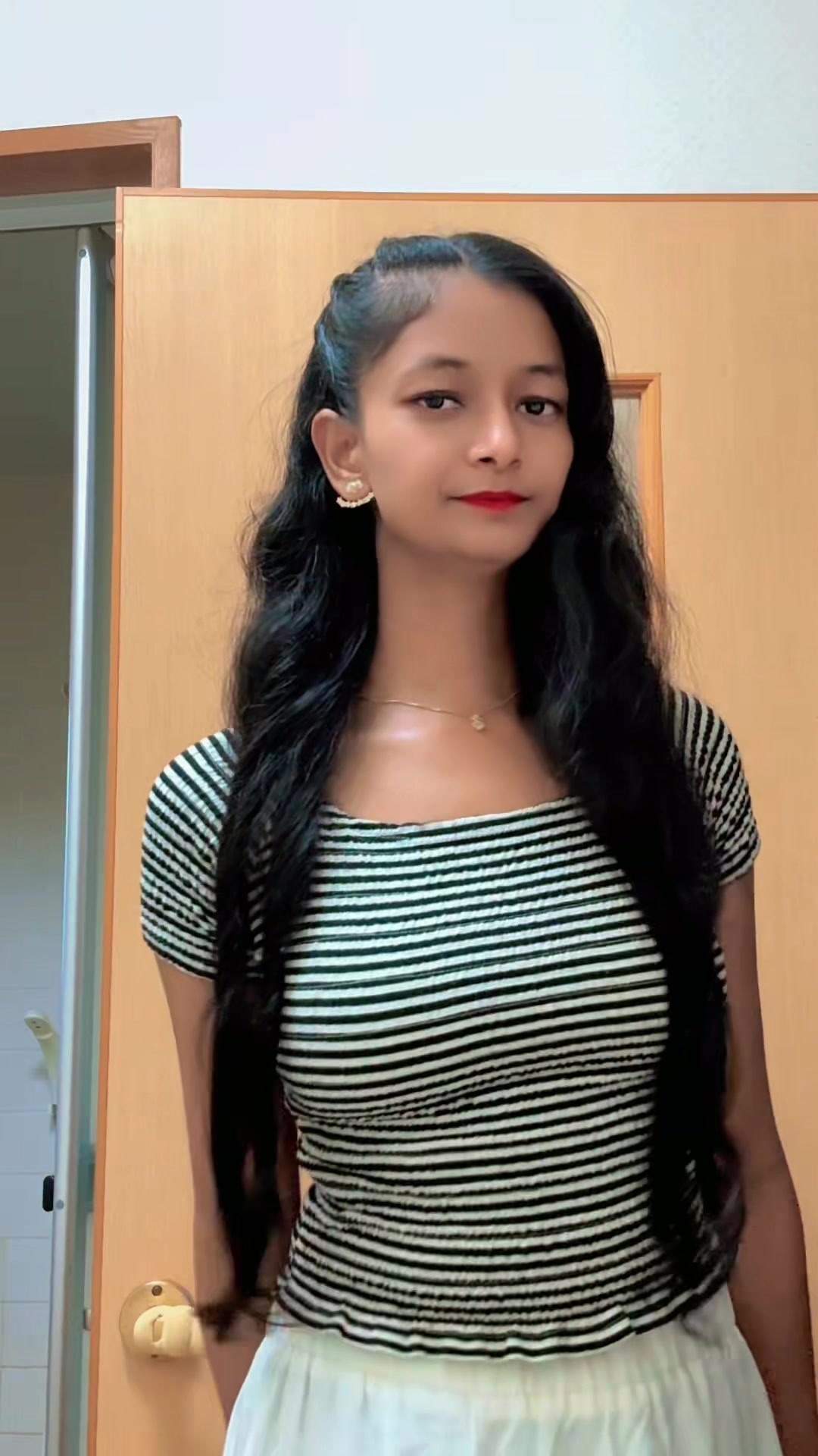 @二バ チョウダリ🇳🇵❤️ 🇯🇵