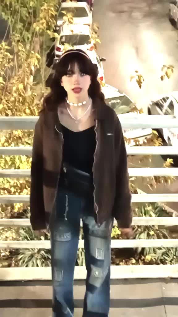 @Lily