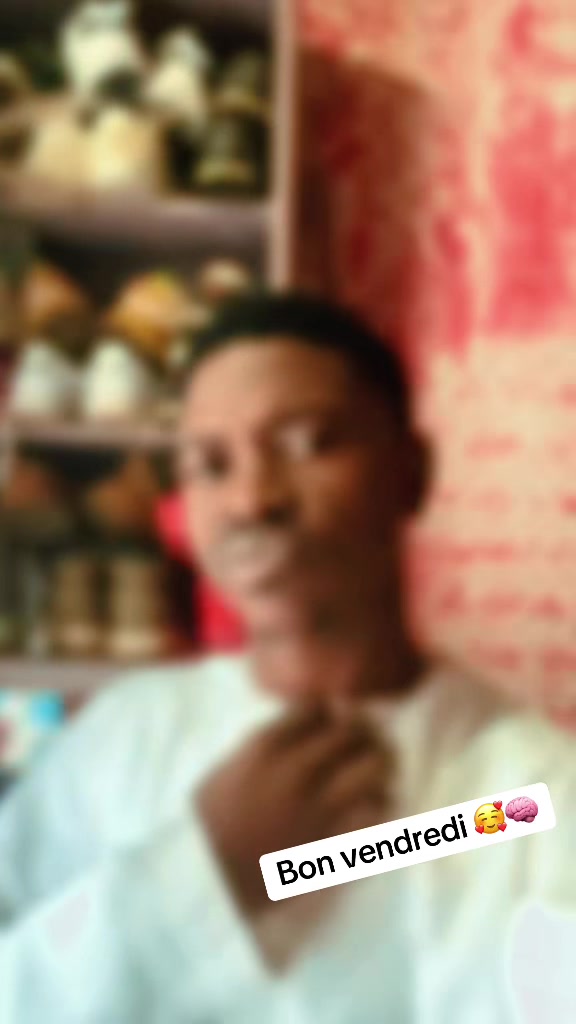 @MR Elfah ✌️dit Be humble jr❤️