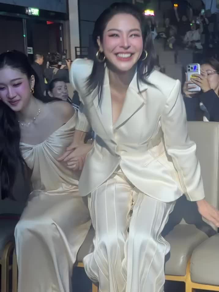 @jeiii