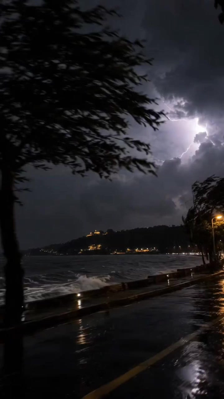 @Ai wali ladki
