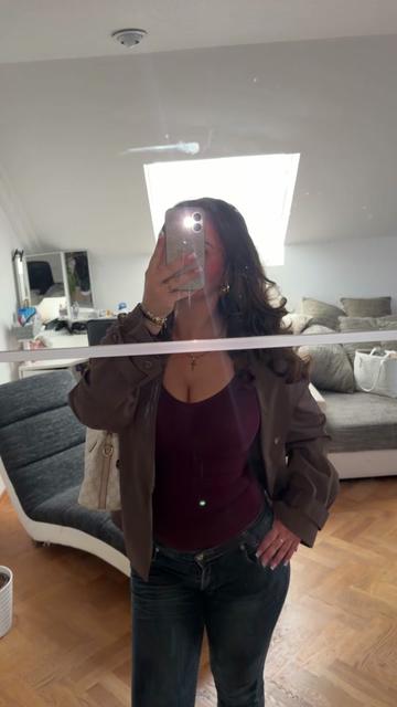 @𝐞𝐦𝐢𝐥𝐲