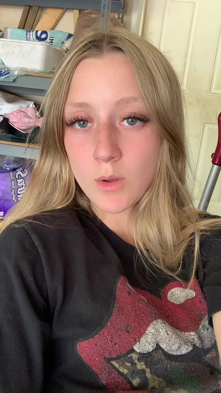 @bbyblondeeva