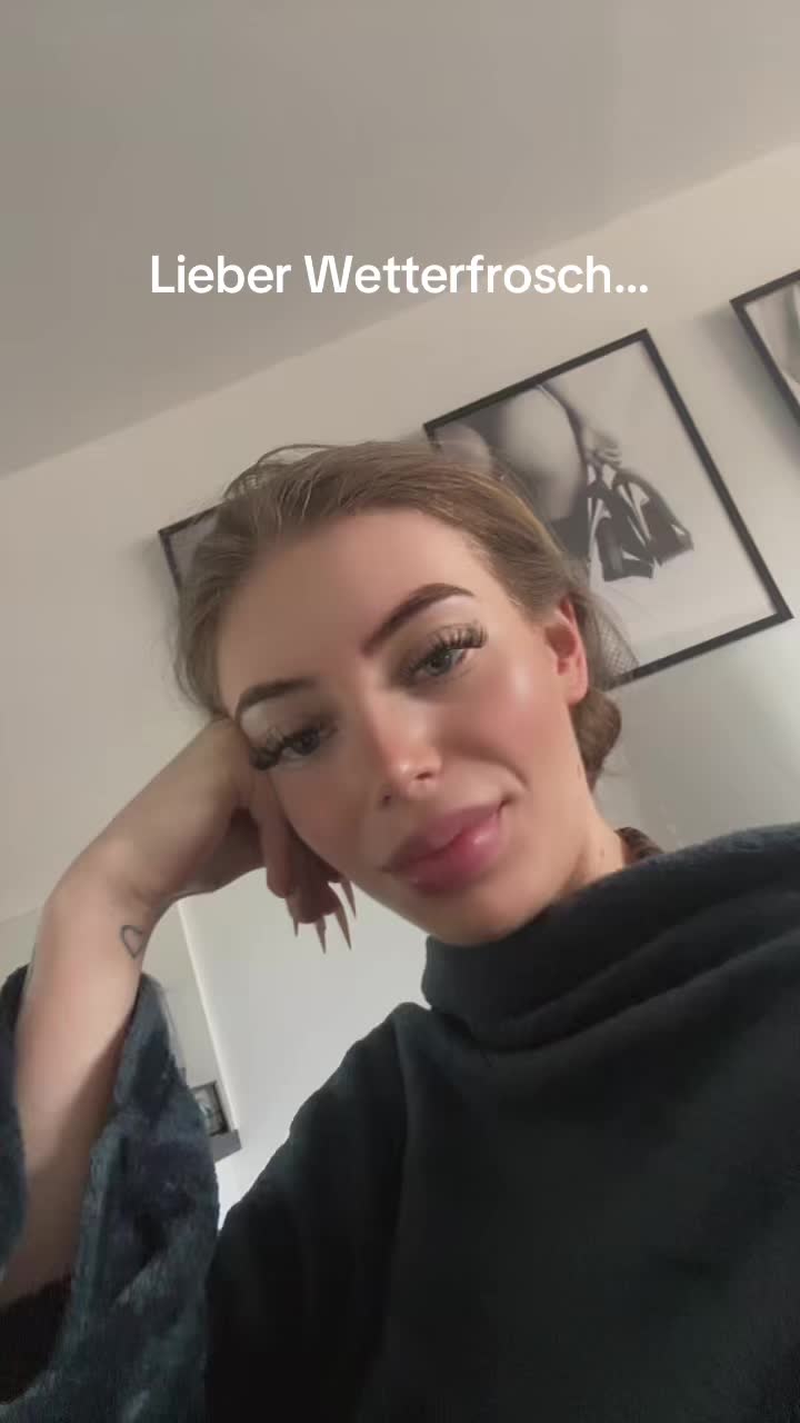 @Pialein_