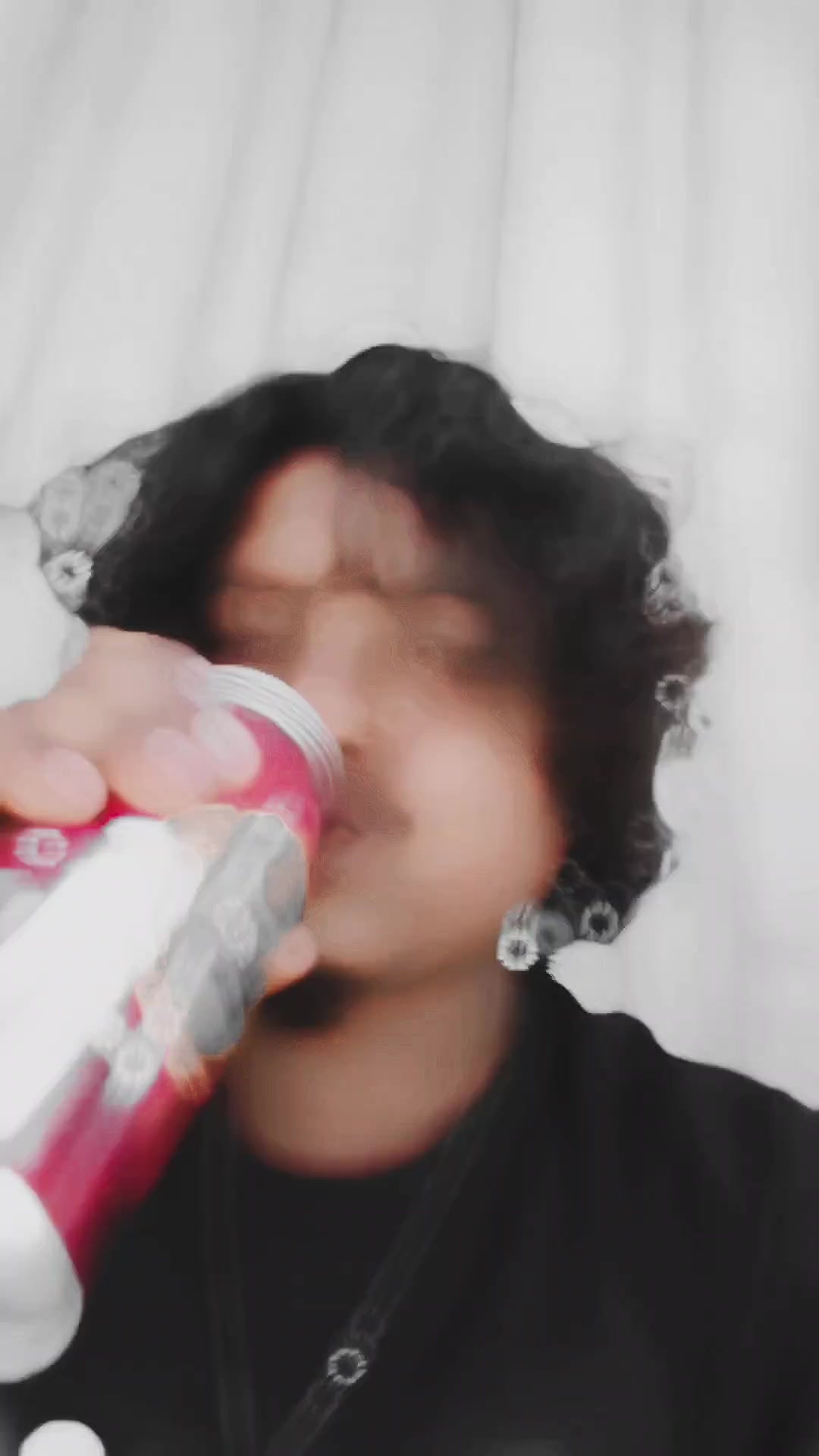 @👁️&zwj;🗨️𝐀 𝐕 𝐈🫠