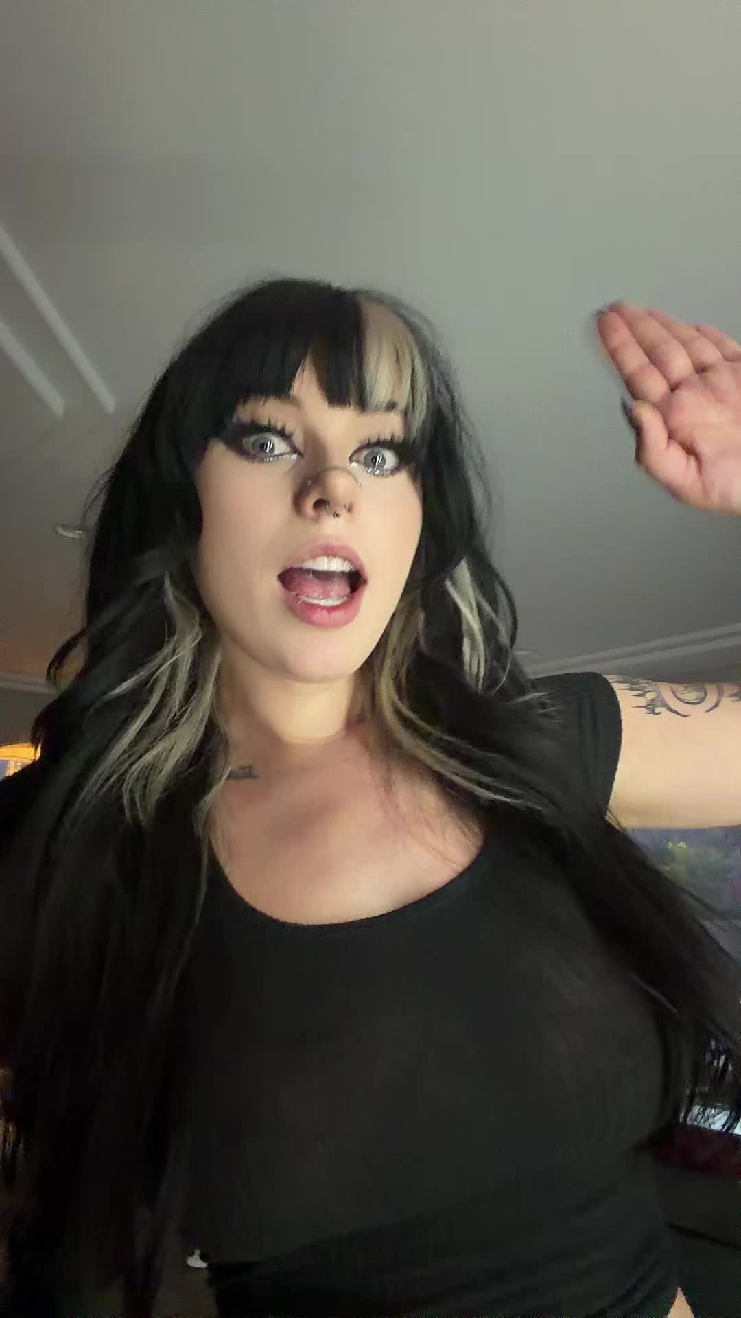 @sweetmuffins ♱