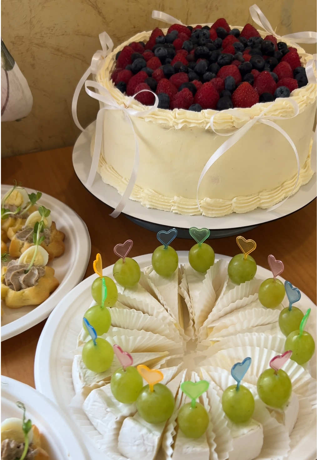 @Fesenta_bakery