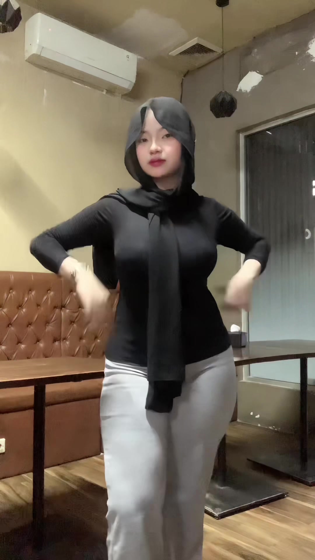 @bebe 🦢