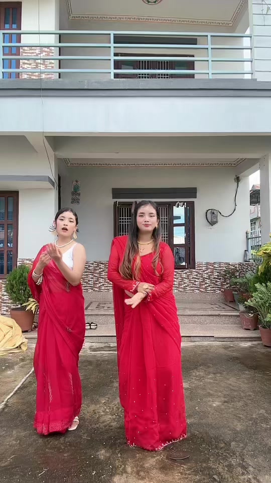 @🕊️