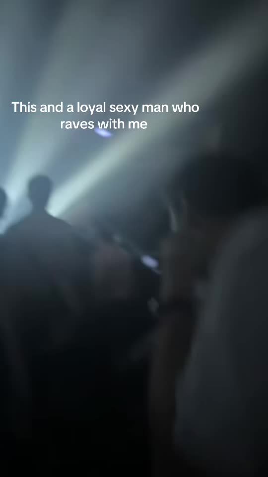 @emily🖤⛓️