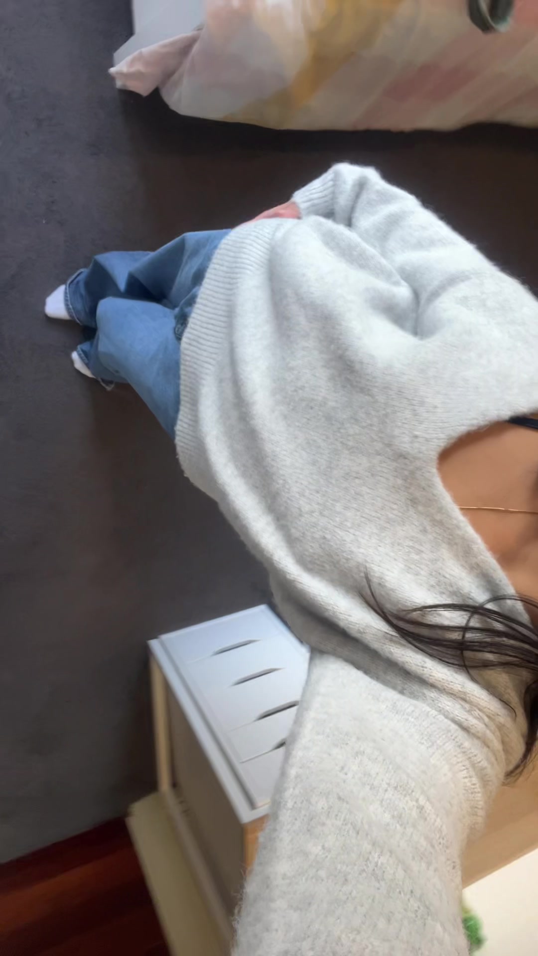 @issyissyyisssyyy