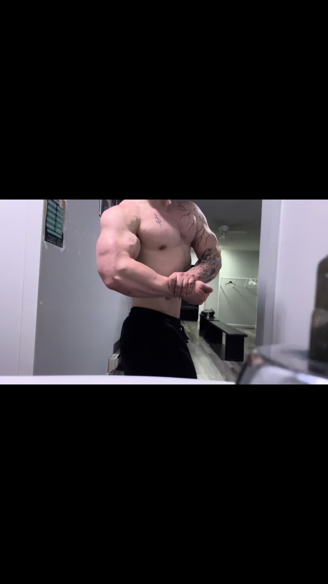 @Jay_Lifts81