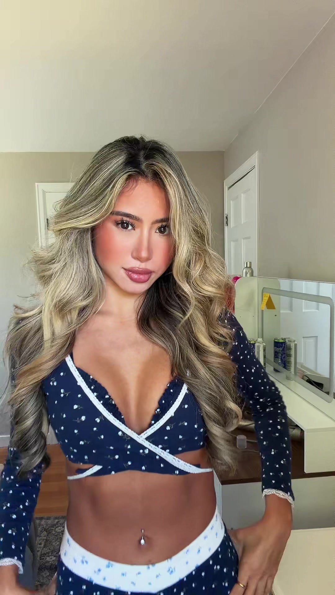 @thuyvy le