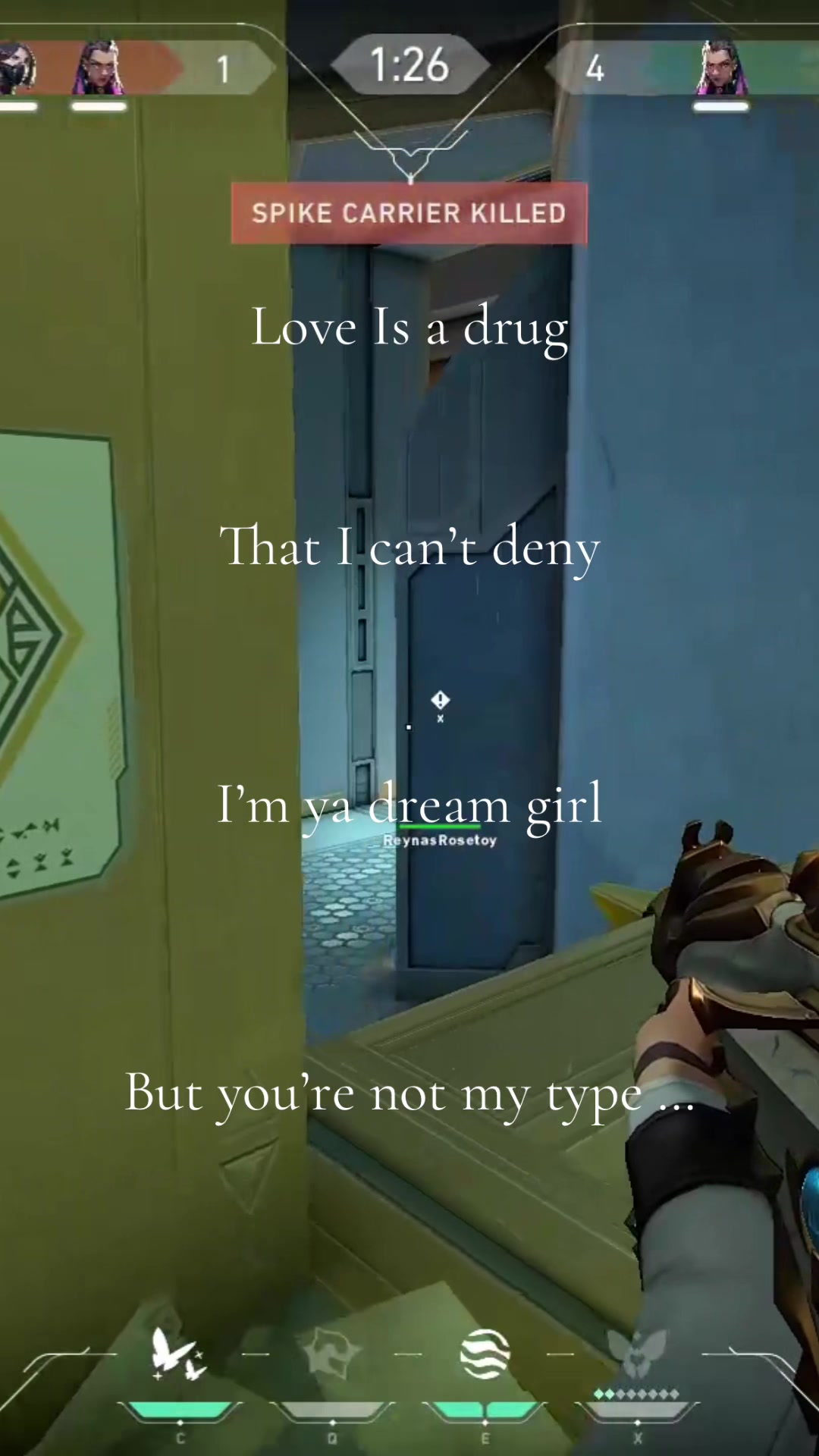 @•