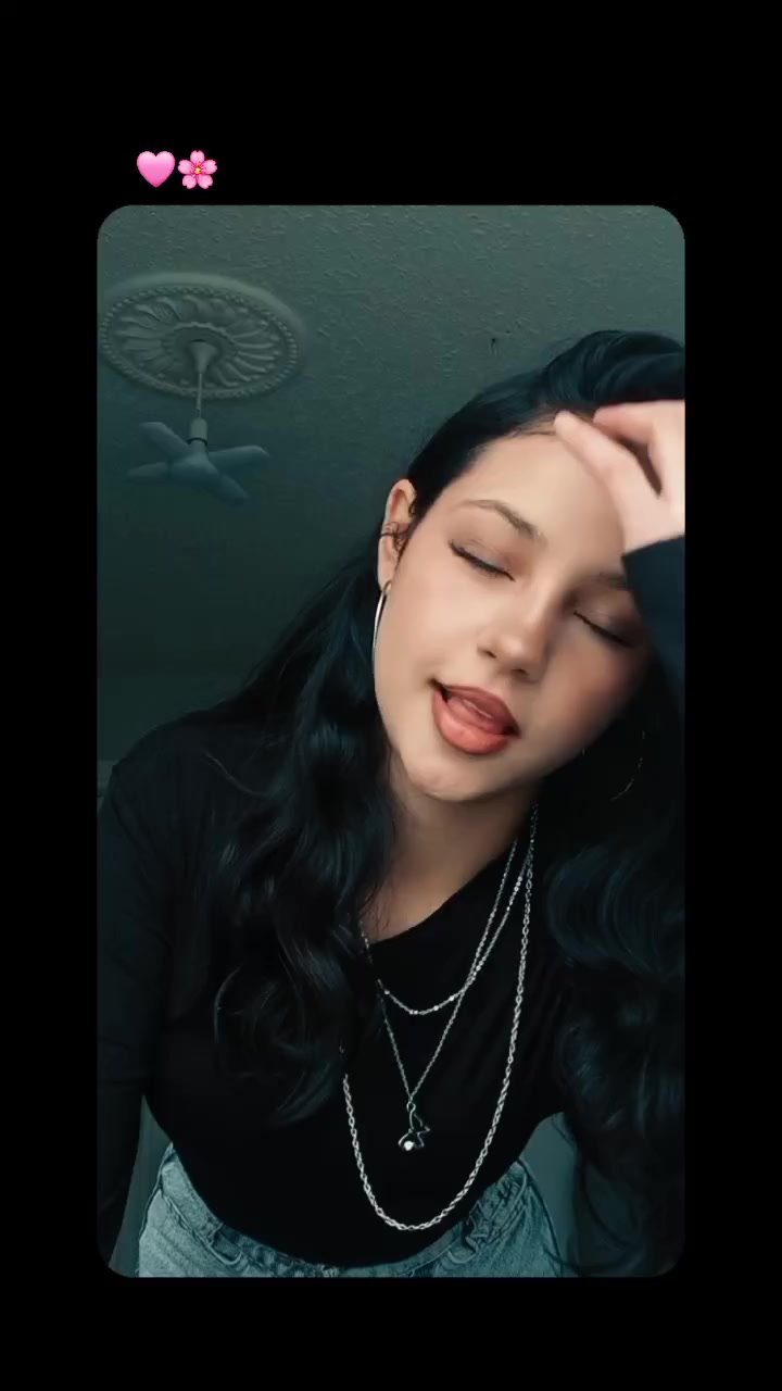@Cemre_pasa