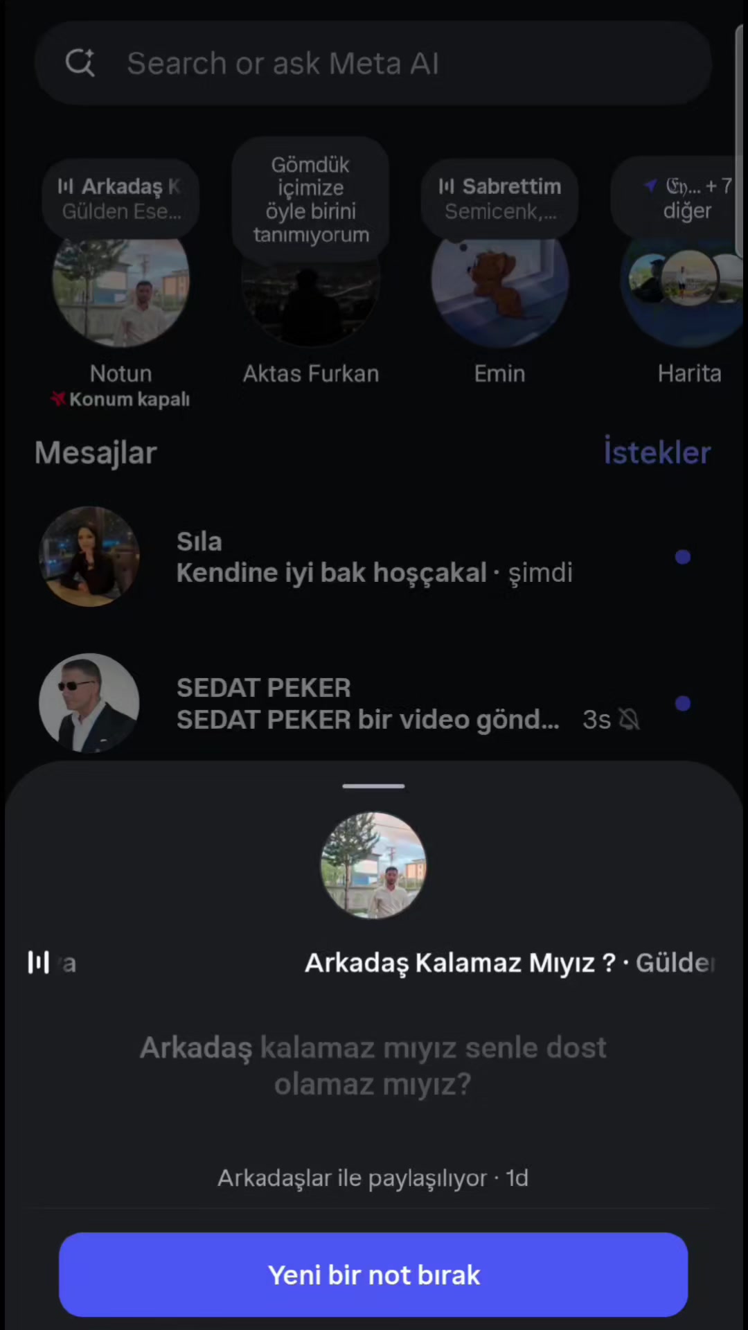 @𝑭.