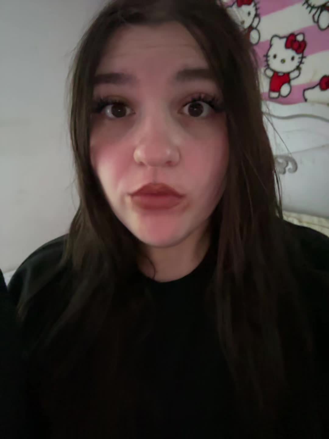 @🖤