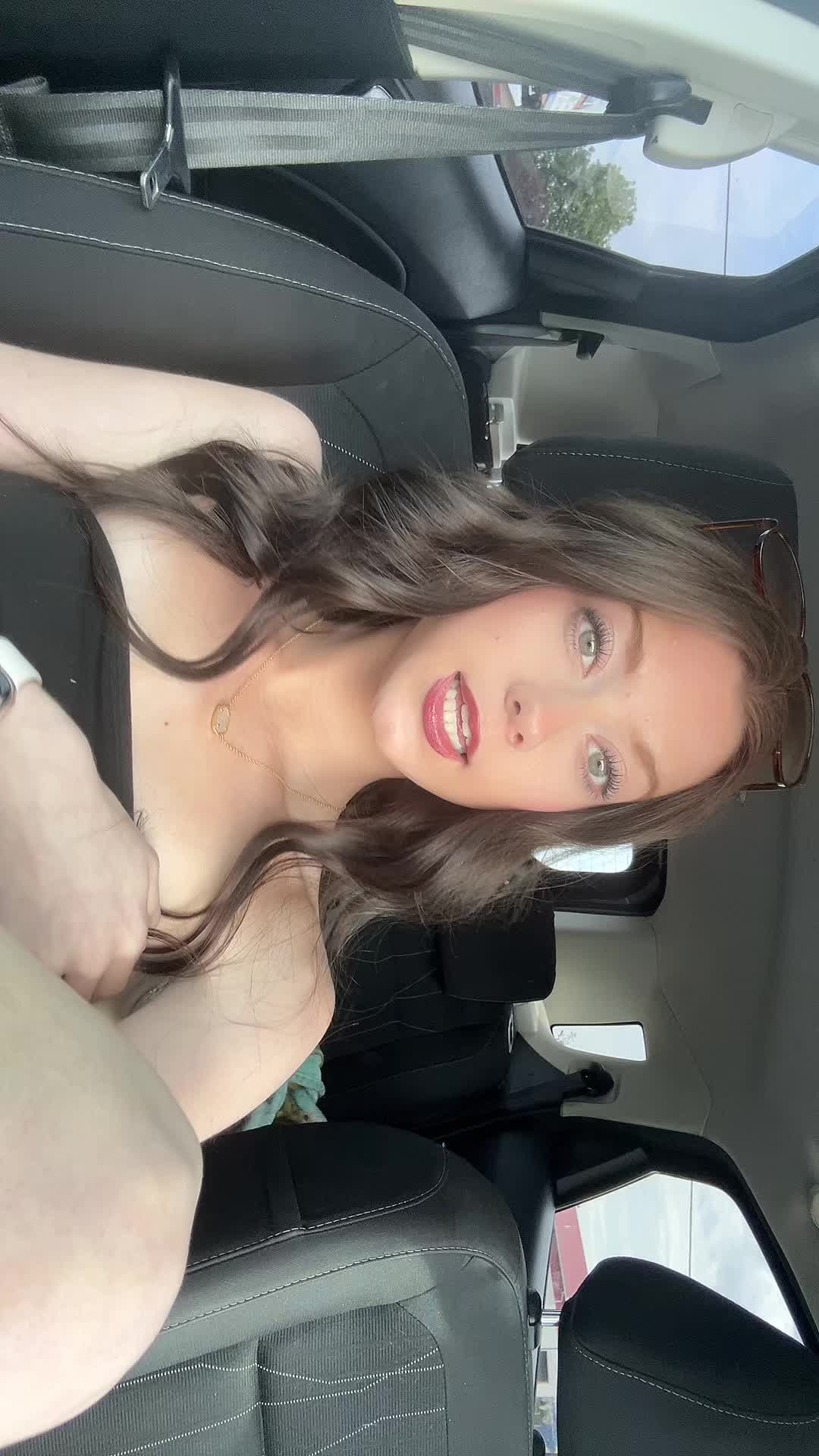 @alexisss