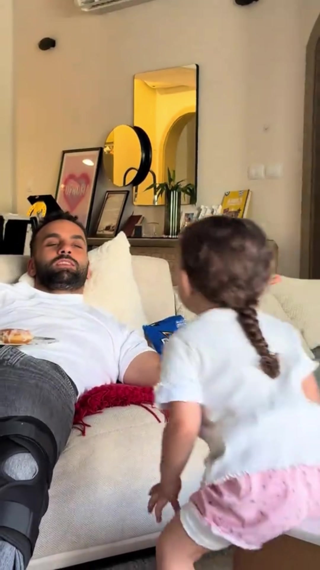 @Mero