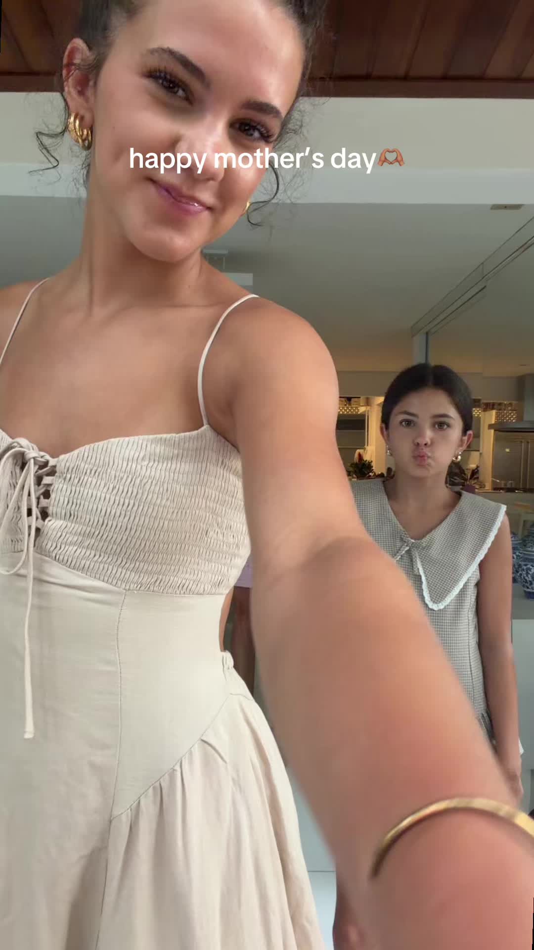 @joslynnn