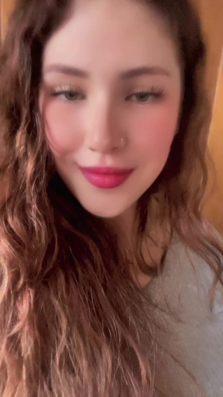 @NicoleBorea