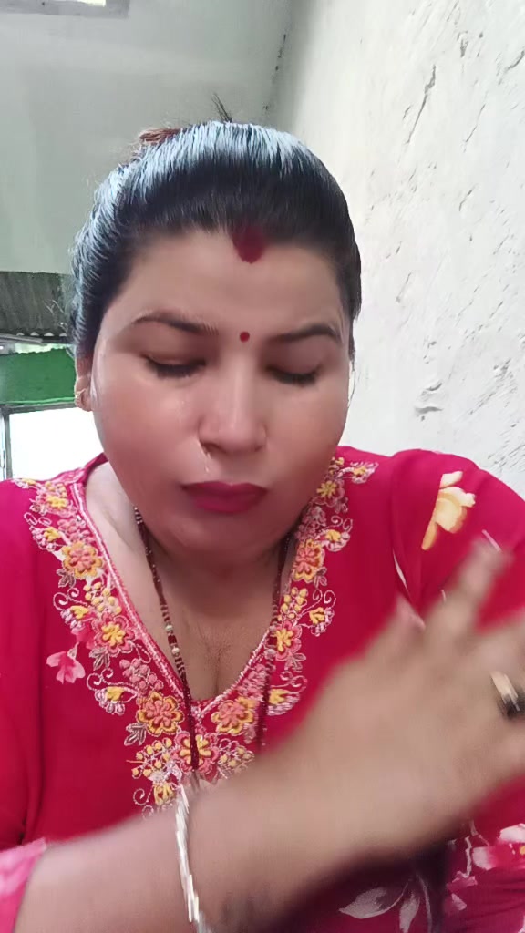 @Reesika Ratna Reesik