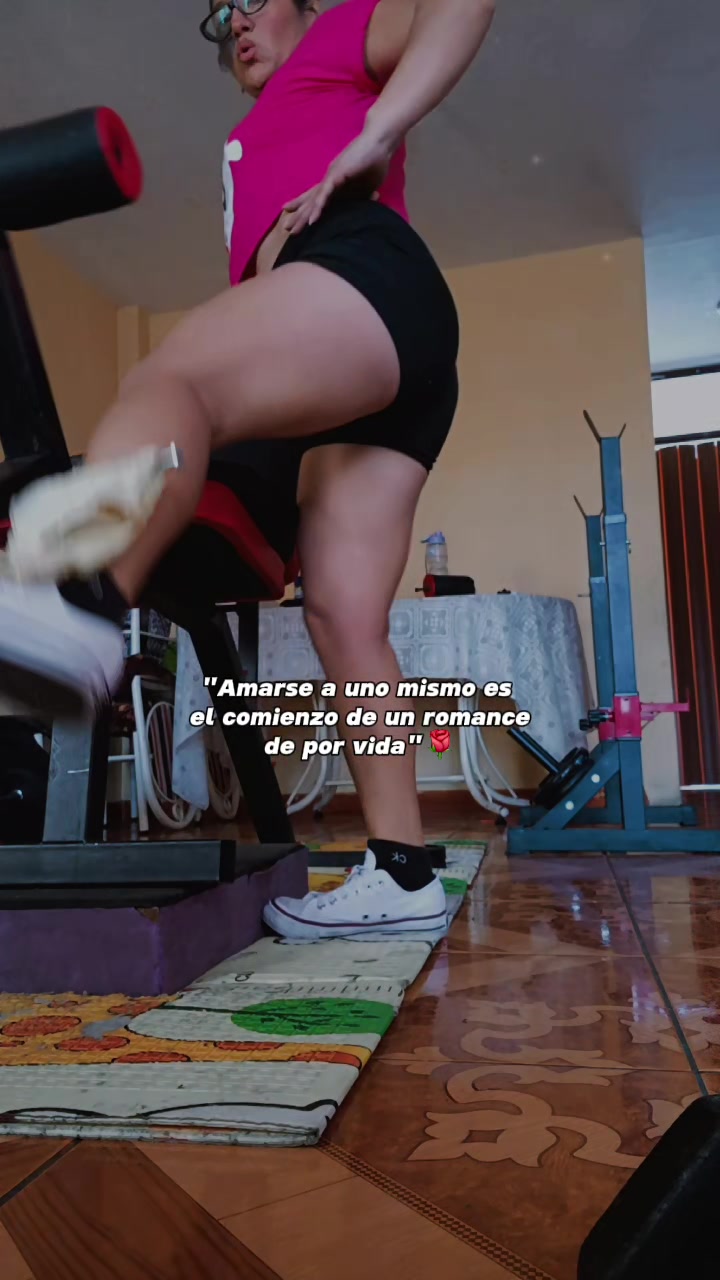 @holly_fit