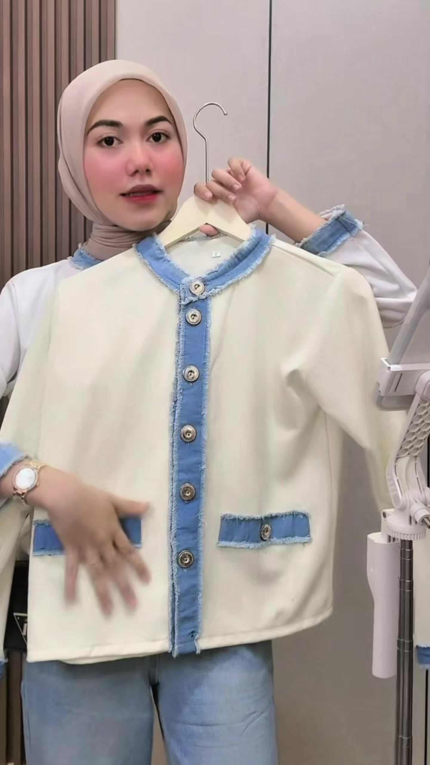 @nailakharisma4