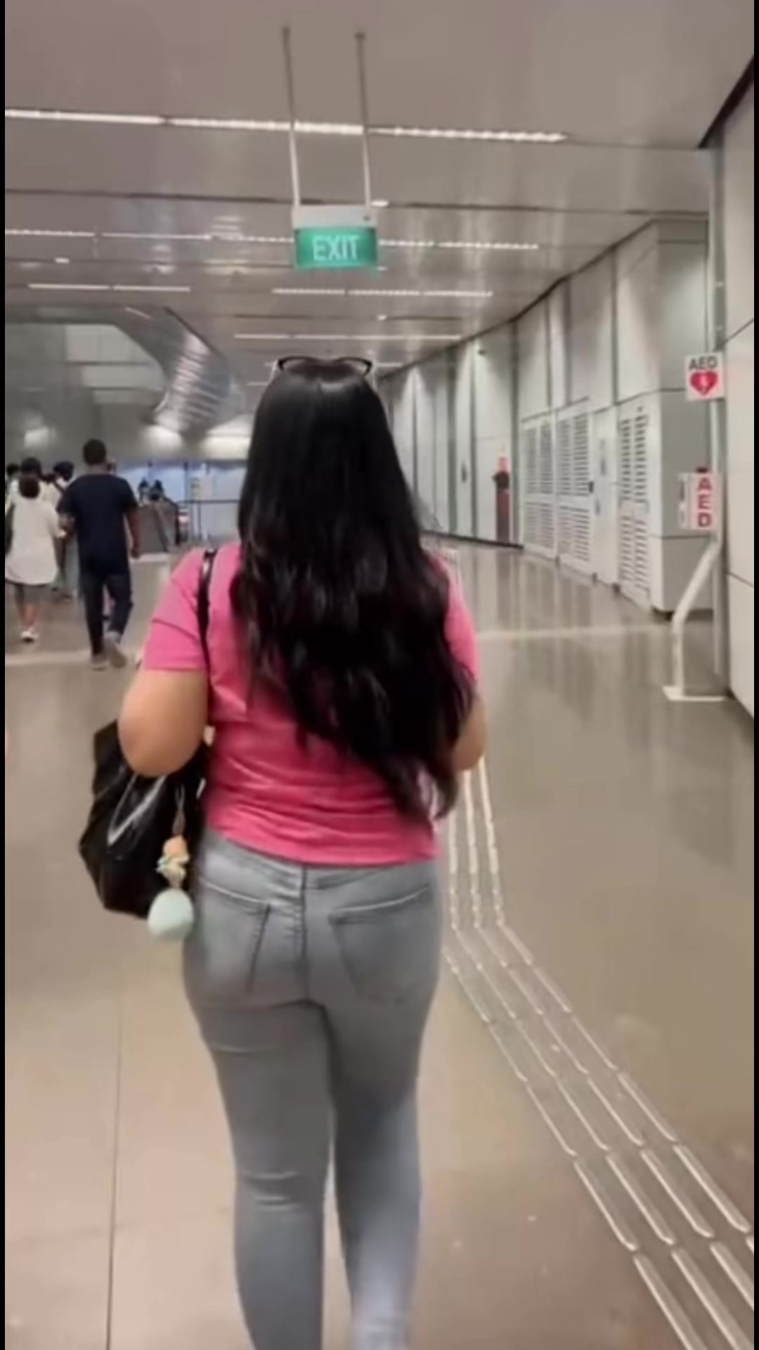 @ZclyN