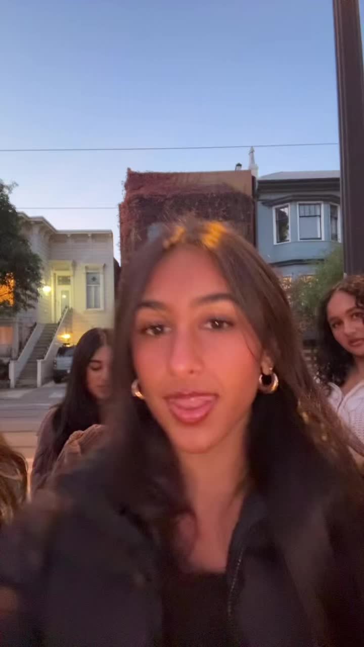 @anya