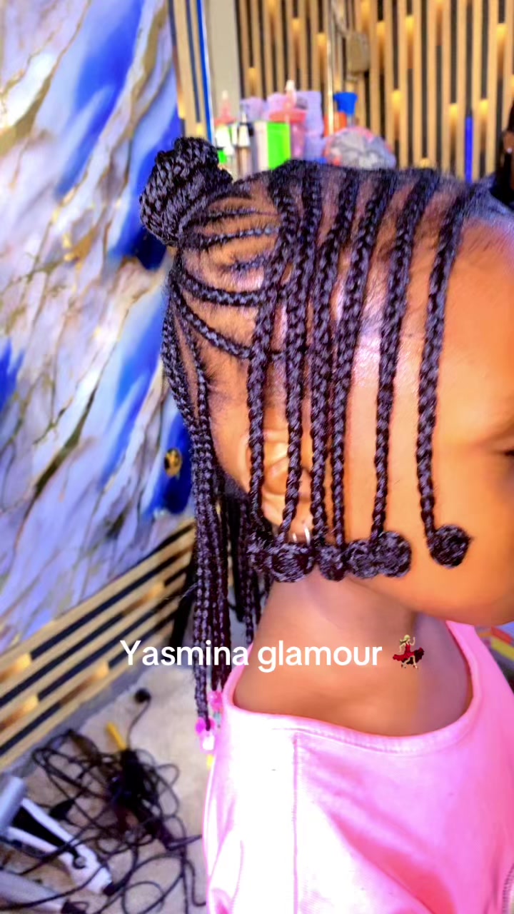 @Yasmina Glamour