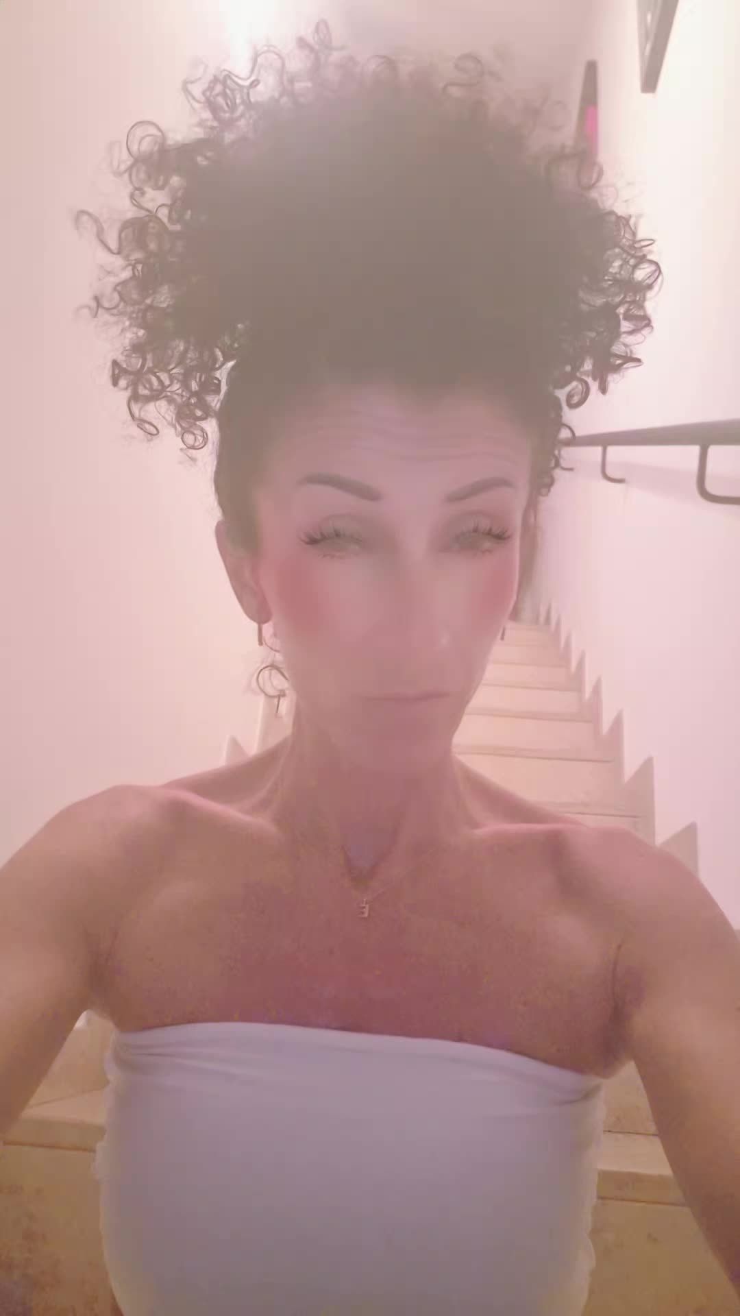 @Elena Brambilla