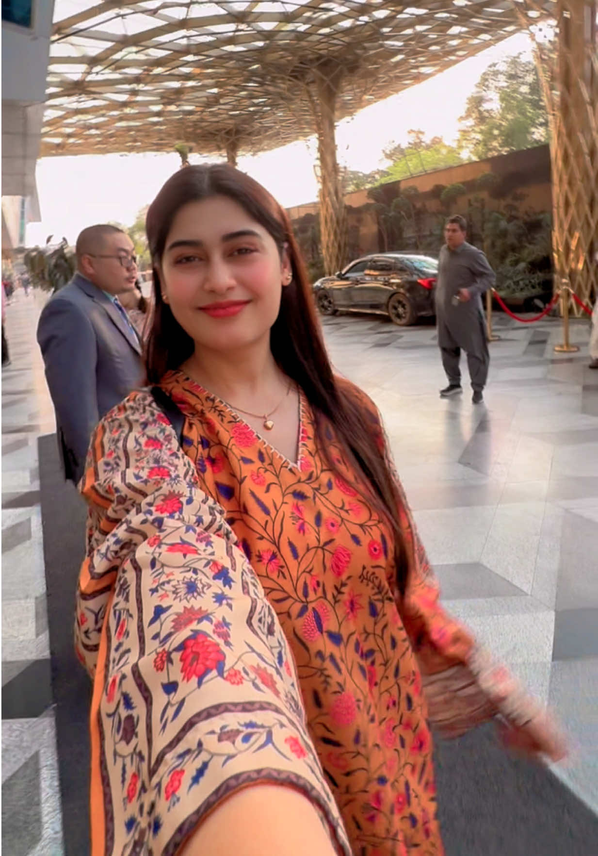 @Sofia Kaif🎙️