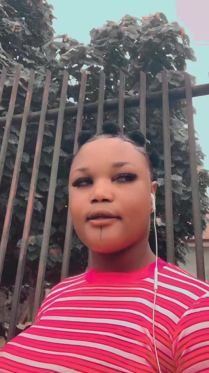 @Anikeade💕💕🥹