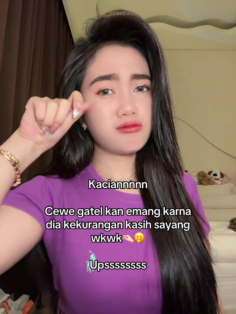 @AGNESSTANIA