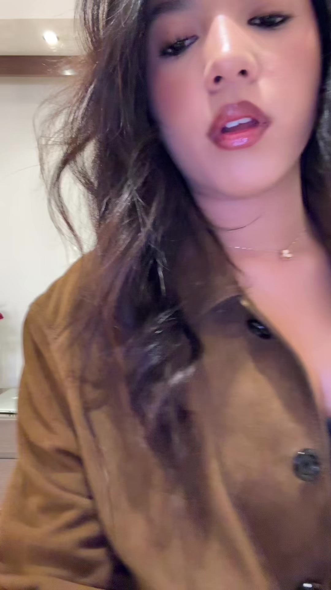 @Victoria